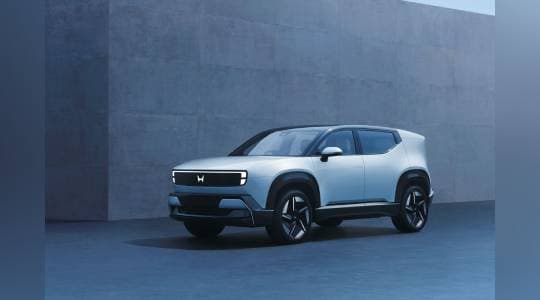 ฮอนด้าเผยโฉม Honda 0 α (ฮอนด้า ซีโร่ อัลฟ่า)  รถ SUV ไฟฟ้าต้นแบบ รุ่นใหม่ล่าสุดใน Honda 0 Series  จัดแสดงเป็นครั้งแรกในโลก ณ งาน Japan Mobility Show 2025