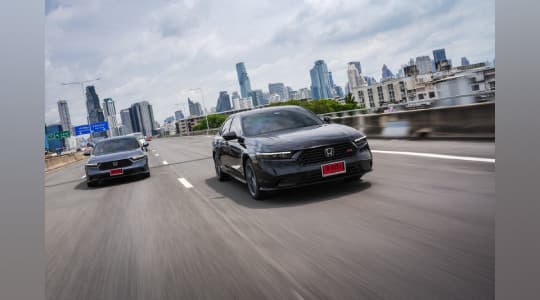 ฮอนด้าเชิญสื่อมวลชนทดสอบ “ฮอนด้า แอคคอร์ด อี:เอชอีวี ใหม่”  สัมผัสความแรงและประหยัดกับระบบขับเคลื่อน e:HEV – The Exciting Hybrid Drive ดั่งใจ คุ้มค่ายิ่งขึ้นด้วยราคาใหม่ มาพร้อม BSI และ CTM ในทุกรุ่นย่อย   และมั่นใจตลอดเส้นทางด้วย Honda SENSING