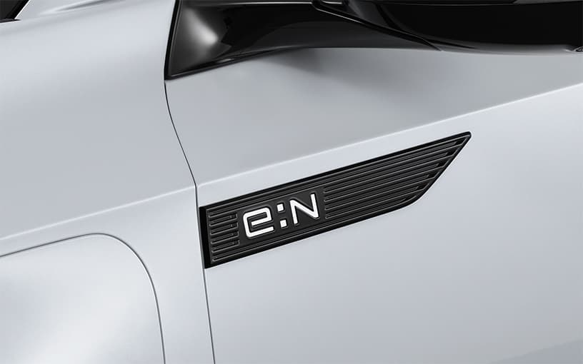 โลโก้ e:N ข้างตัวรถ สัญลักษณ์แห่งพลังไฟฟ้าของฮอนด้า