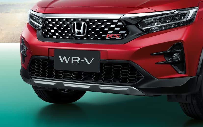 Sporty Chrome Front Grille