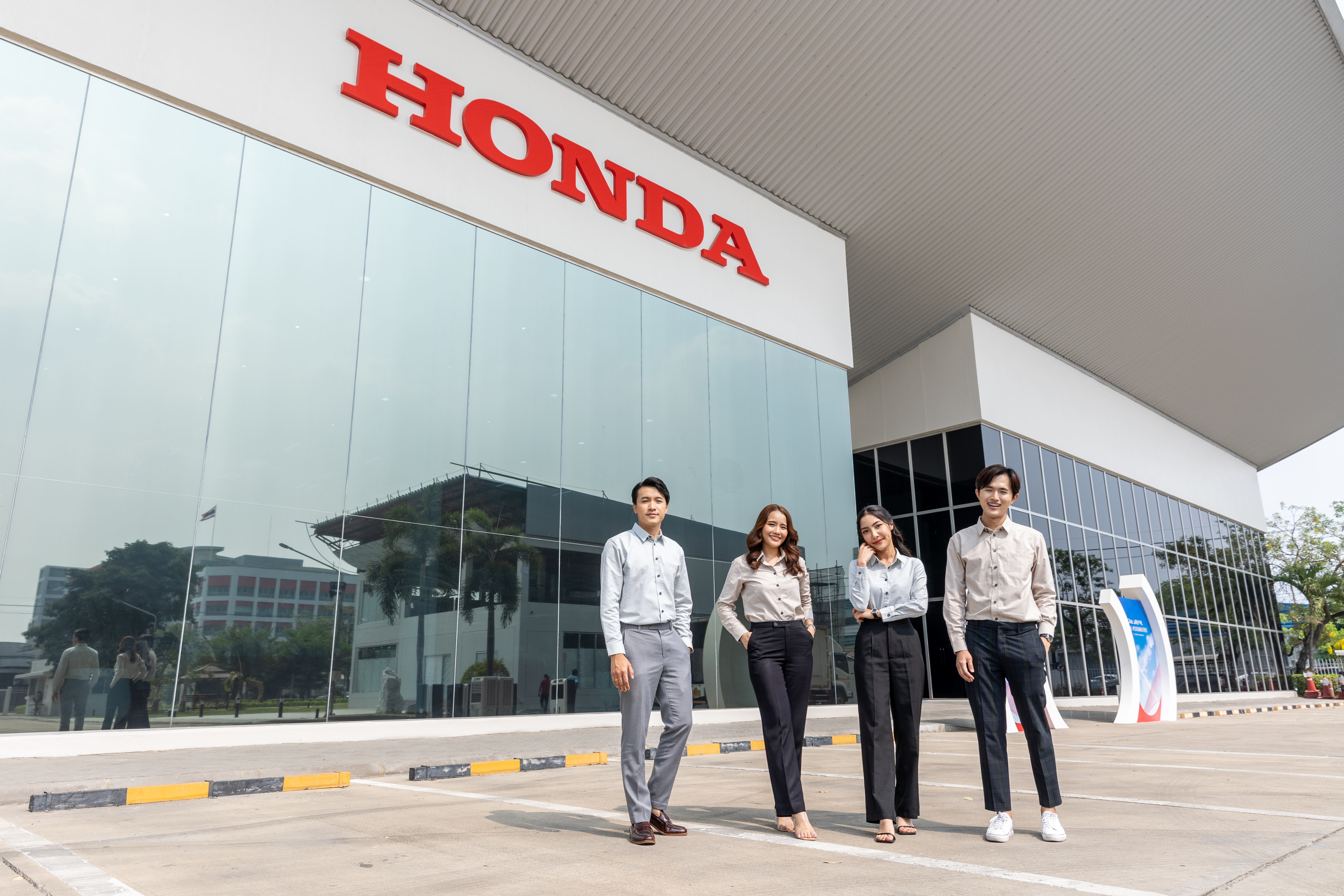 https://www.honda.co.th/uploads/articles/ad73ce14cd290f64bc6b37f2aca2624c.jpg