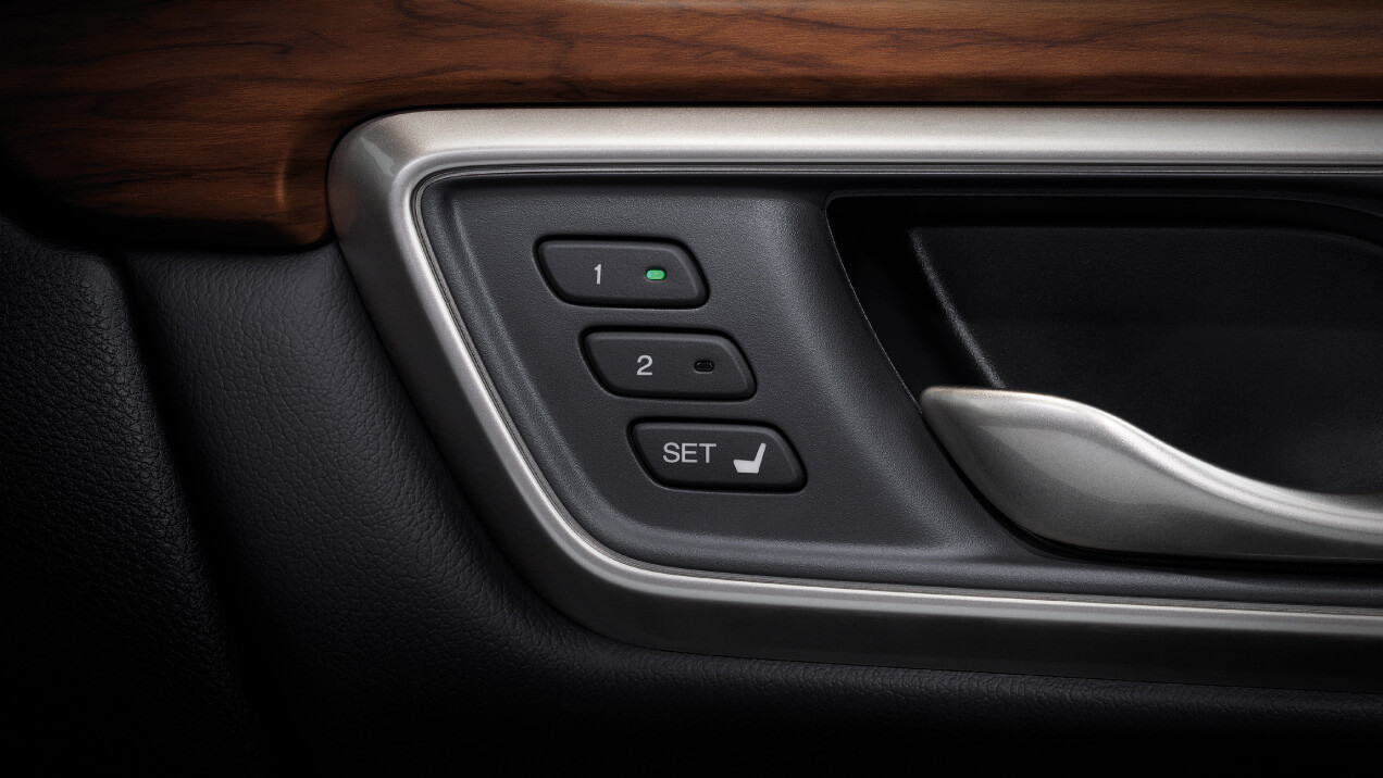 ระบบบันทึกตำแหน่งเบาะนั่งของผู้ขับขี่ Driver Memory Seat